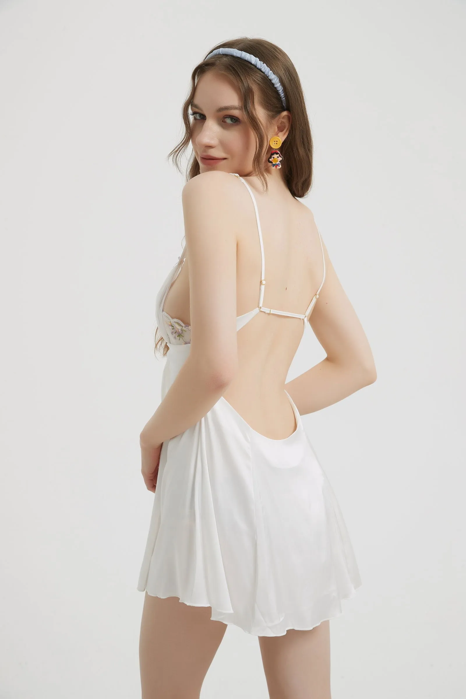 Chic White Satin Bow Tie Babydoll Dress