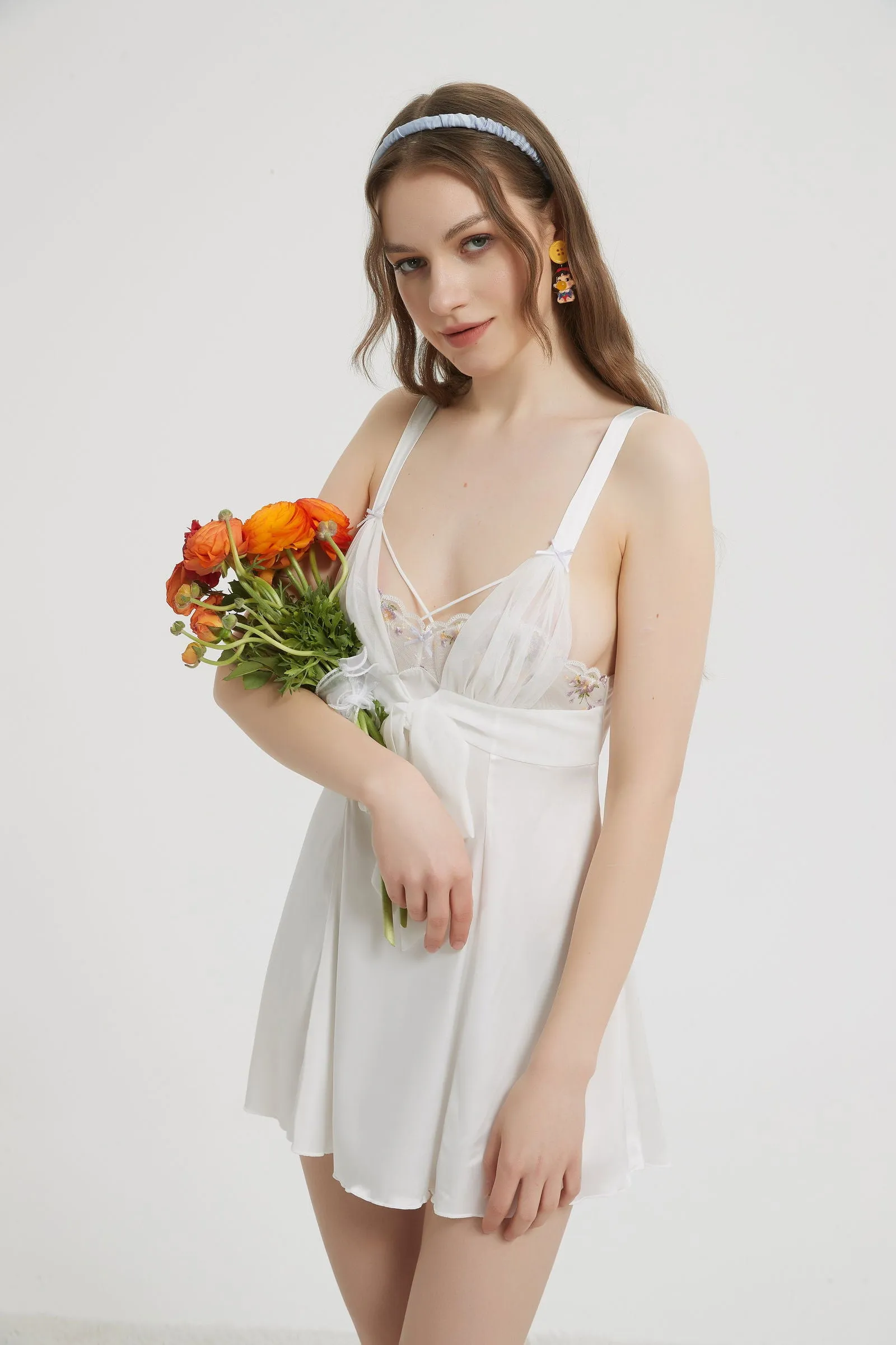 Chic White Satin Bow Tie Babydoll Dress