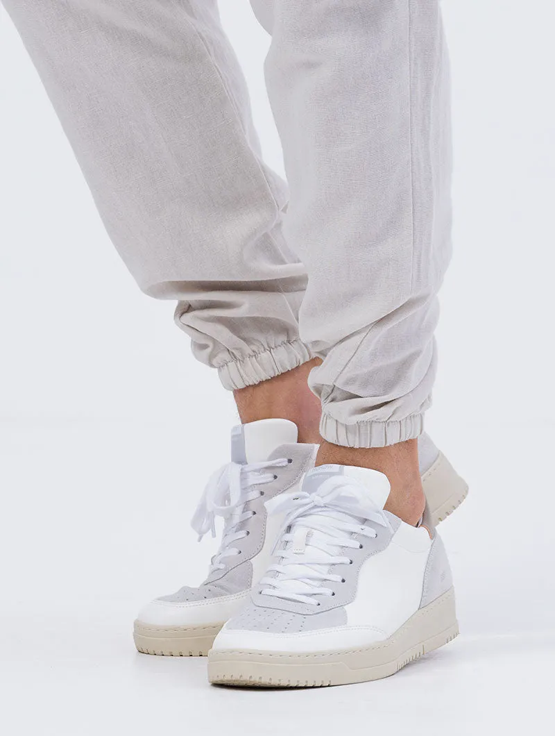 EZRA CARGO PANTS IN BEIGE