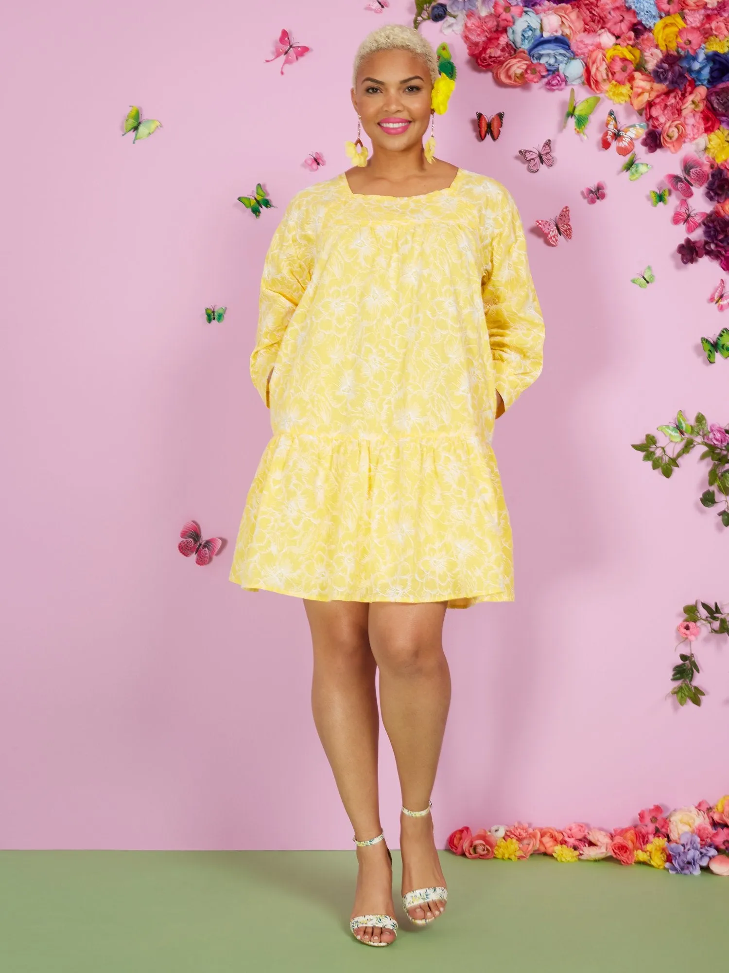 Floral-Print Outline Tiered Babydoll Dress