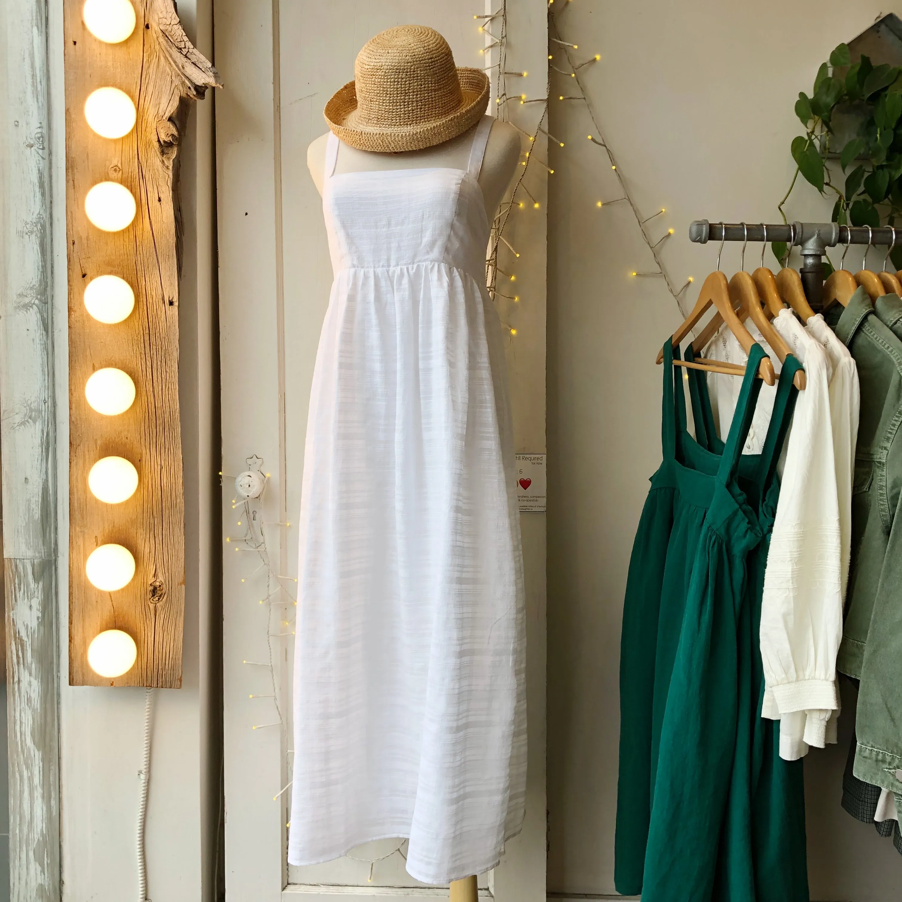 Gentle Fawn // Mila Dress White