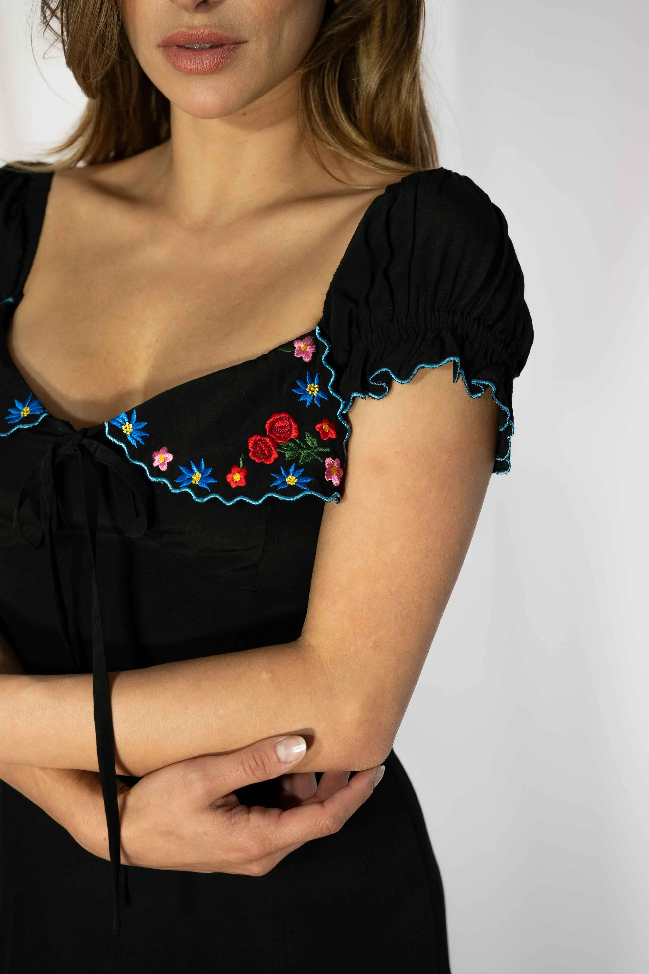 Jeanne Black Dress