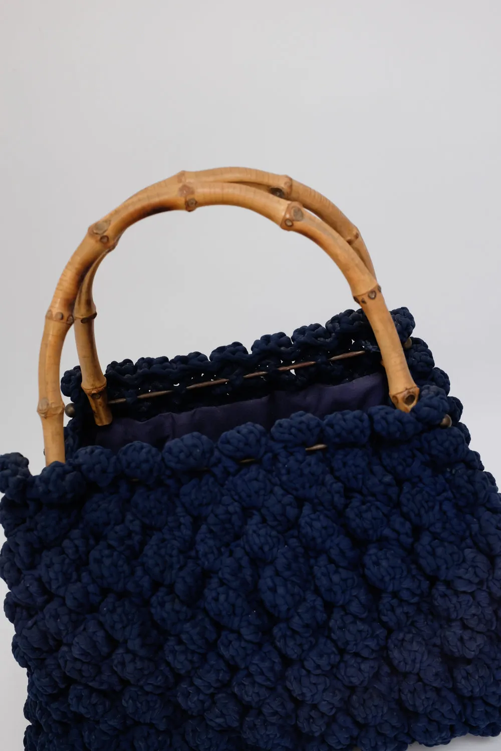 QUILTED KNIT BAMBOO HANDLE VINTAGE BAG