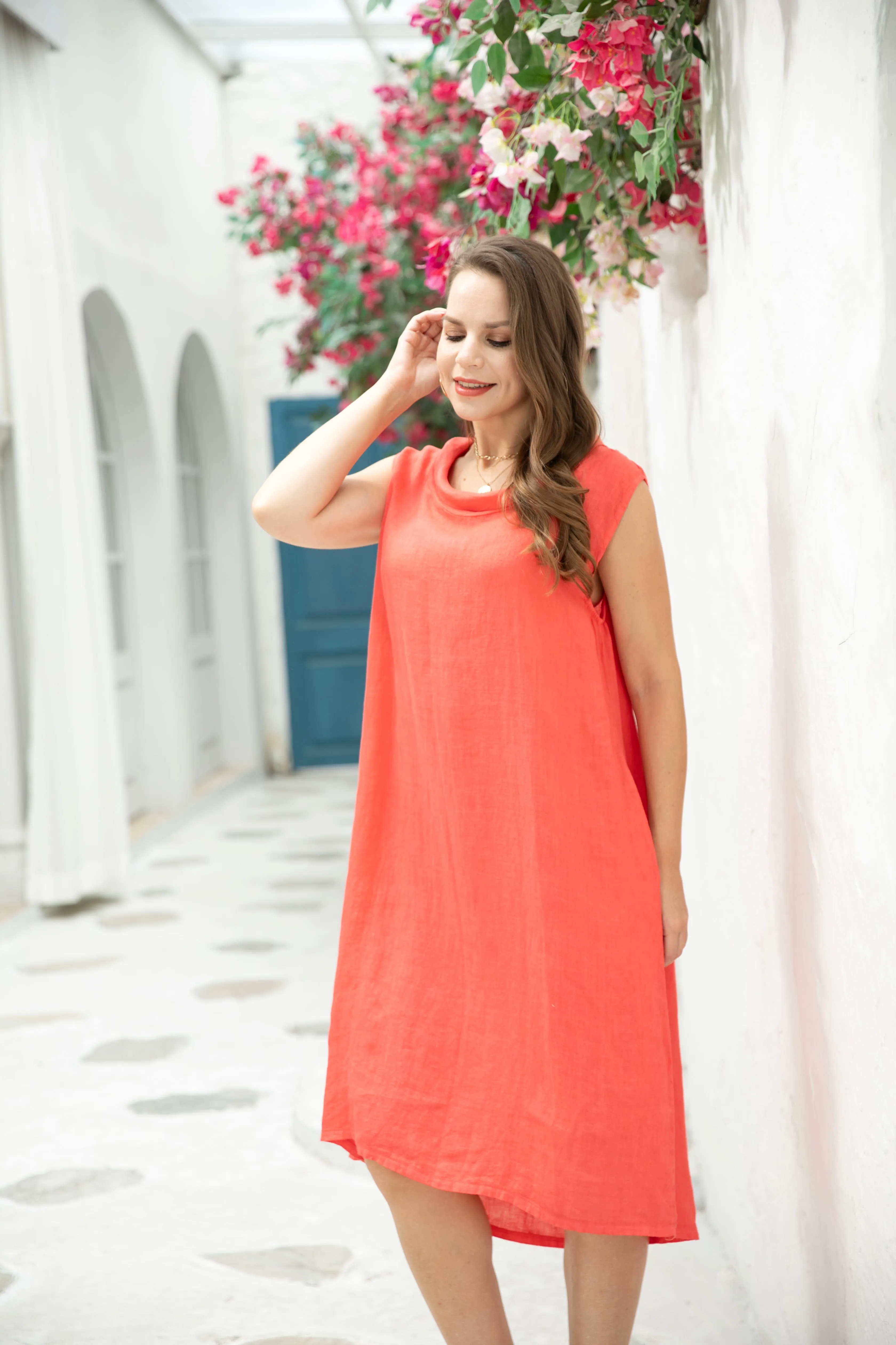 Round Collar Sleeveless dress