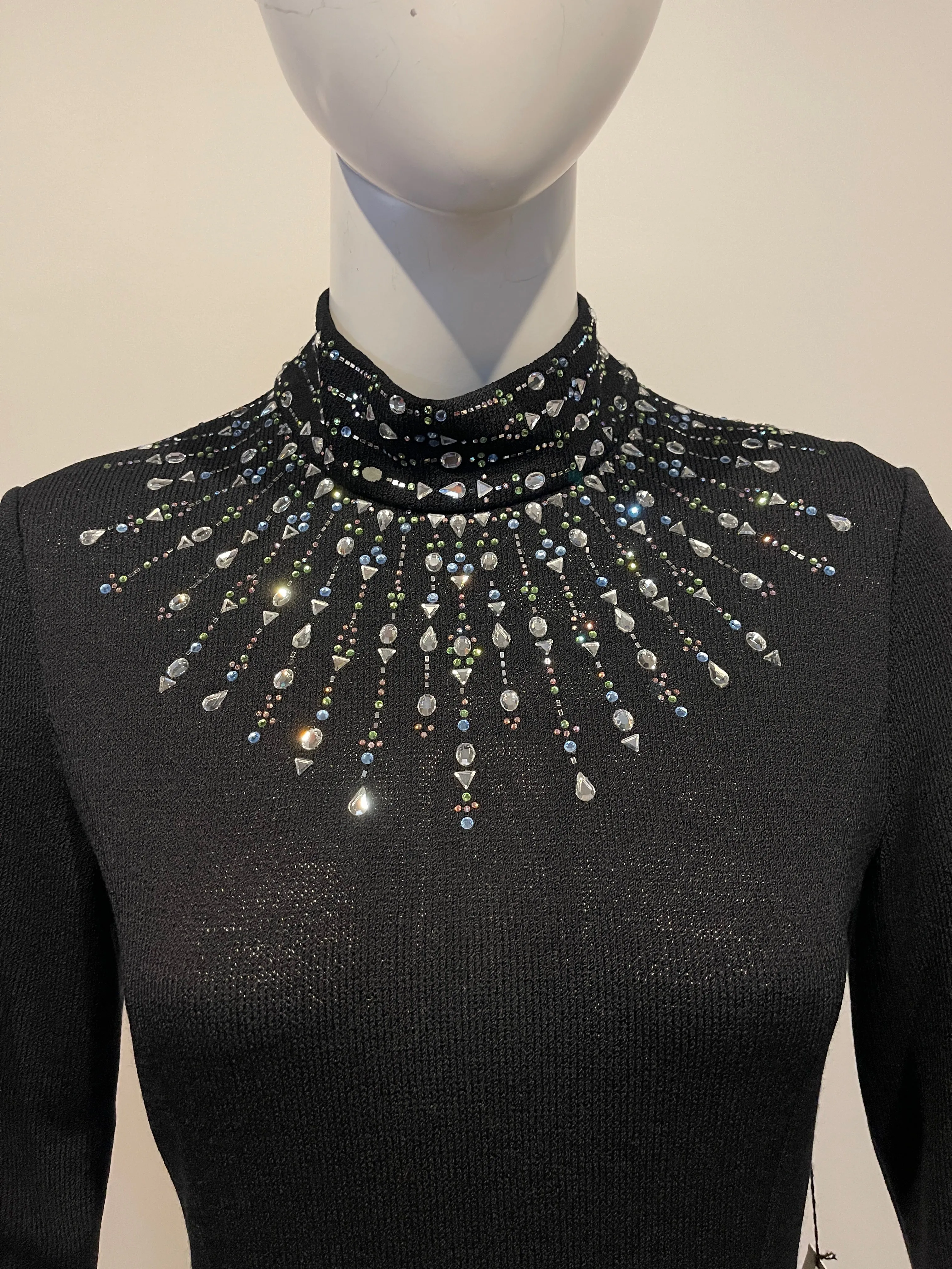 St. John Size 0 Black Santana Knit Beaded Long Sleeve Gown Dress