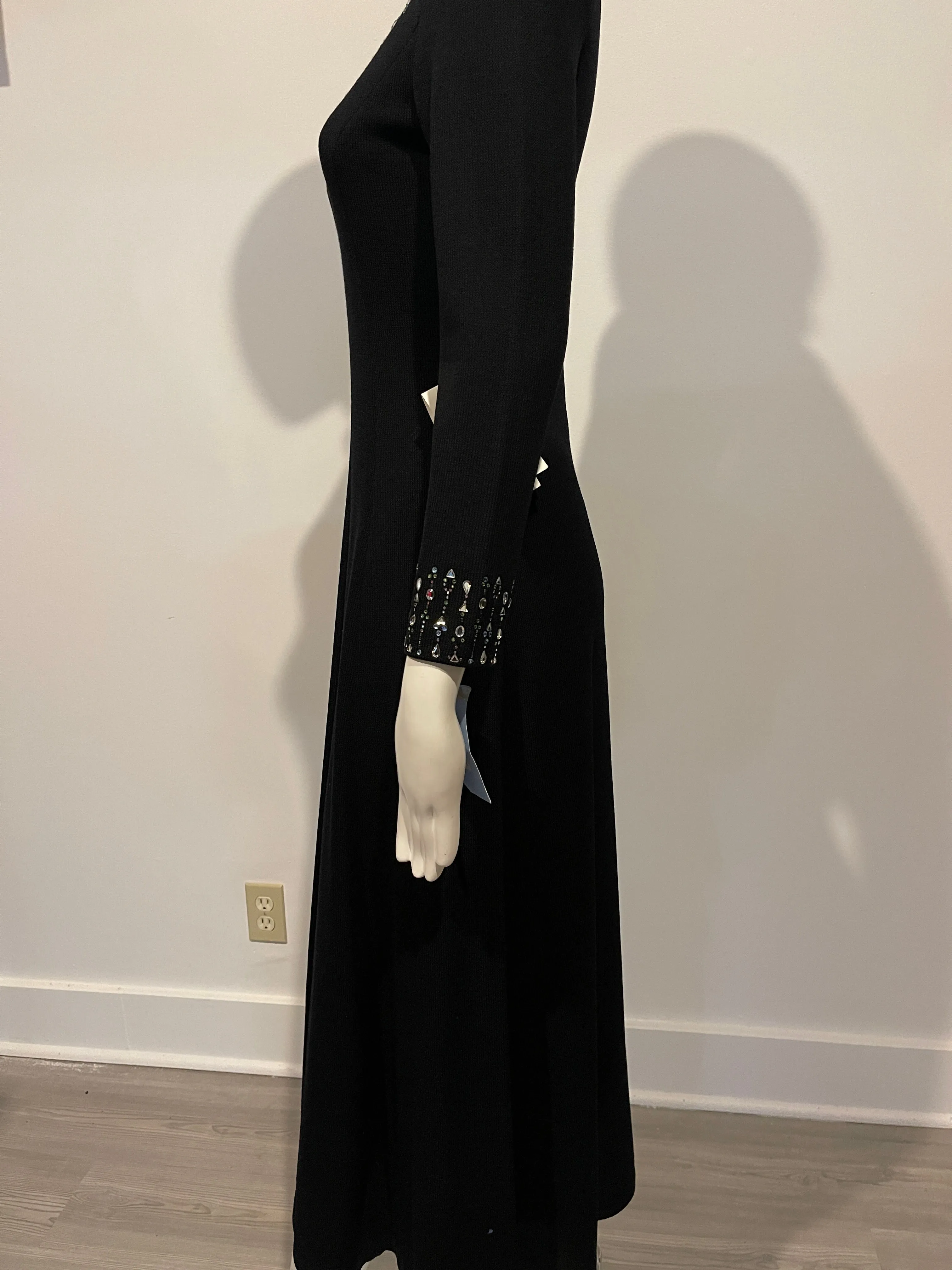St. John Size 0 Black Santana Knit Beaded Long Sleeve Gown Dress