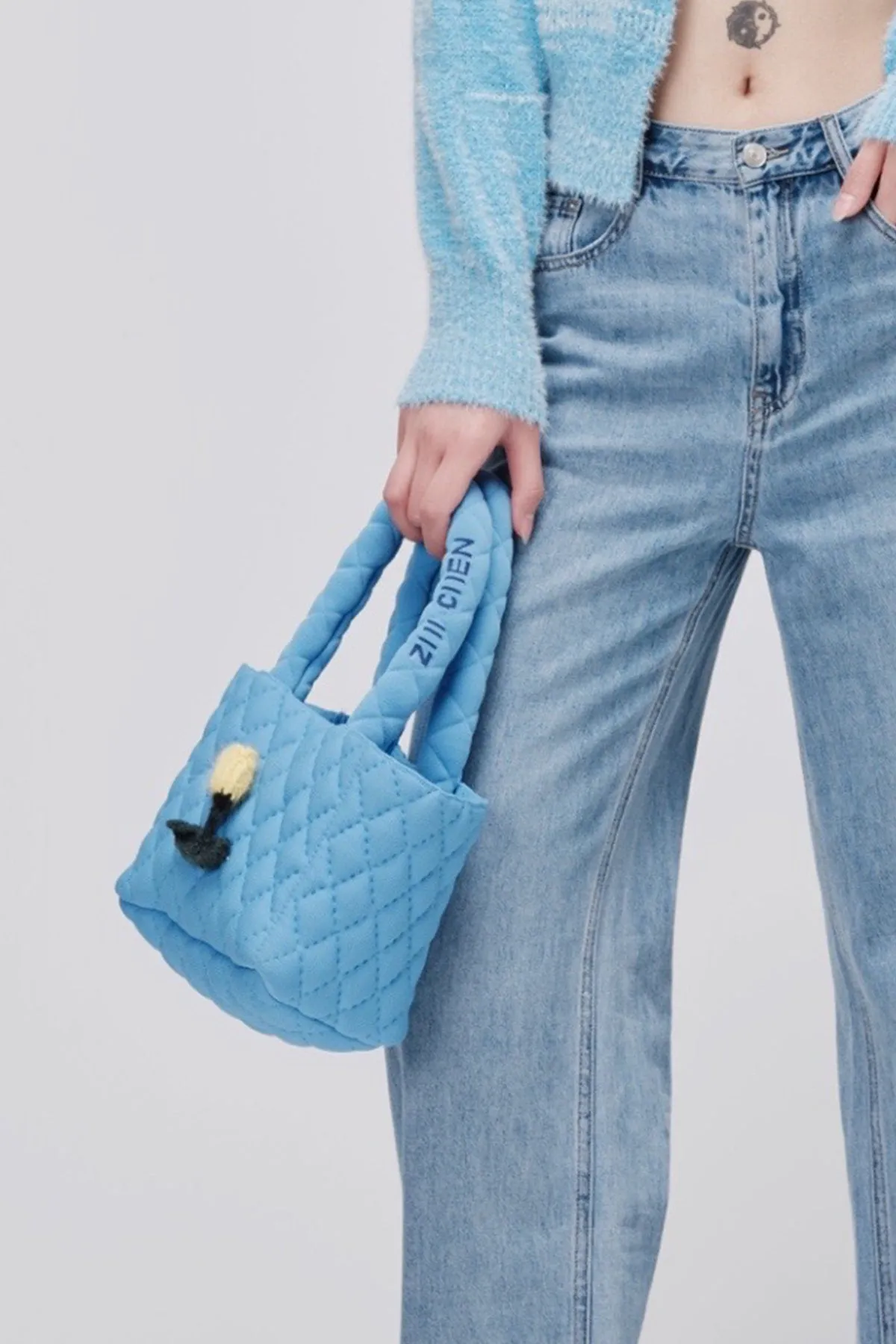 ZI II CI IEN| Blue Tulip Checked Toast Bag